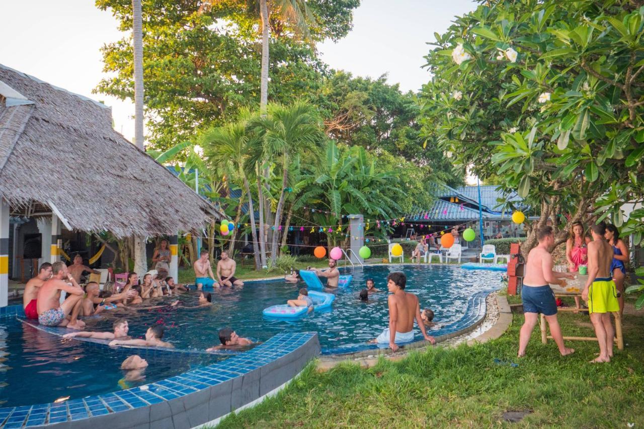 Asia Blue - Beach Hostel Hacienda Ko Pha Ngan Exterior photo